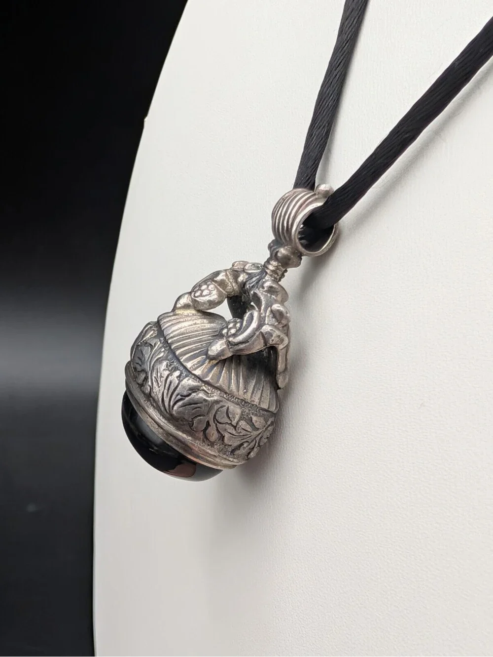 Vintage Museum of Fine Arts MFA Sterling Silver Black Onyx Repousse Fob Pendant